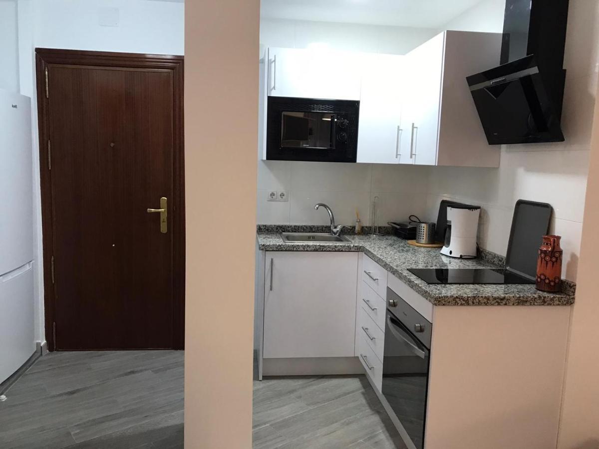 Apartamentos Centro Internacional Algarrobo-Costa Екстериор снимка